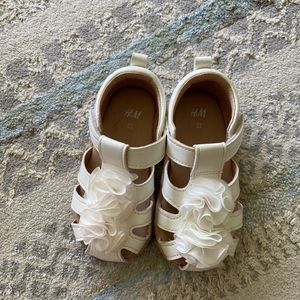 Toddler girl white sandals